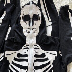 Tipsy Elves Skeleton Onesie Pajamas – Black & White Skeleton Costume - Mens SM